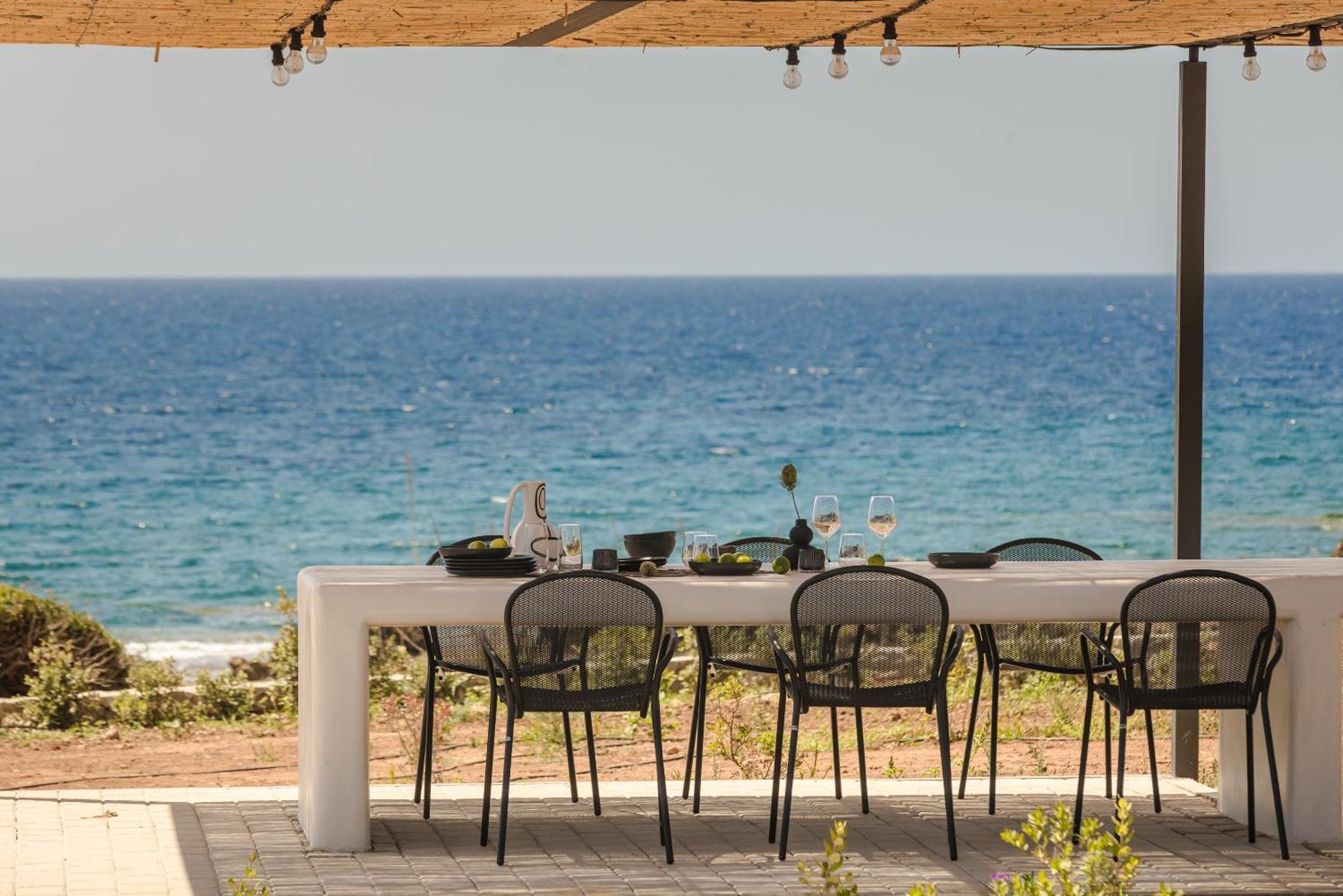Mast Luxury Residences Apartment Gargalianoi