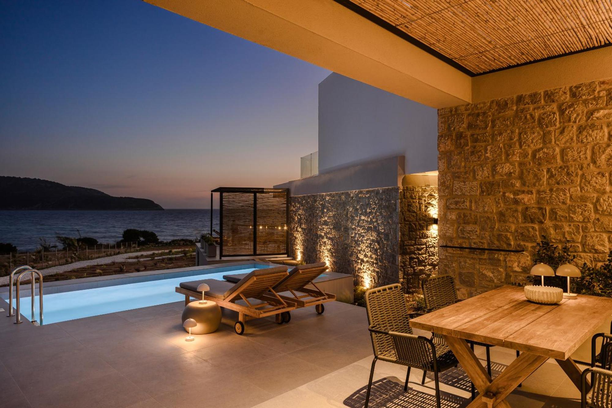 Mast Luxury Residences *