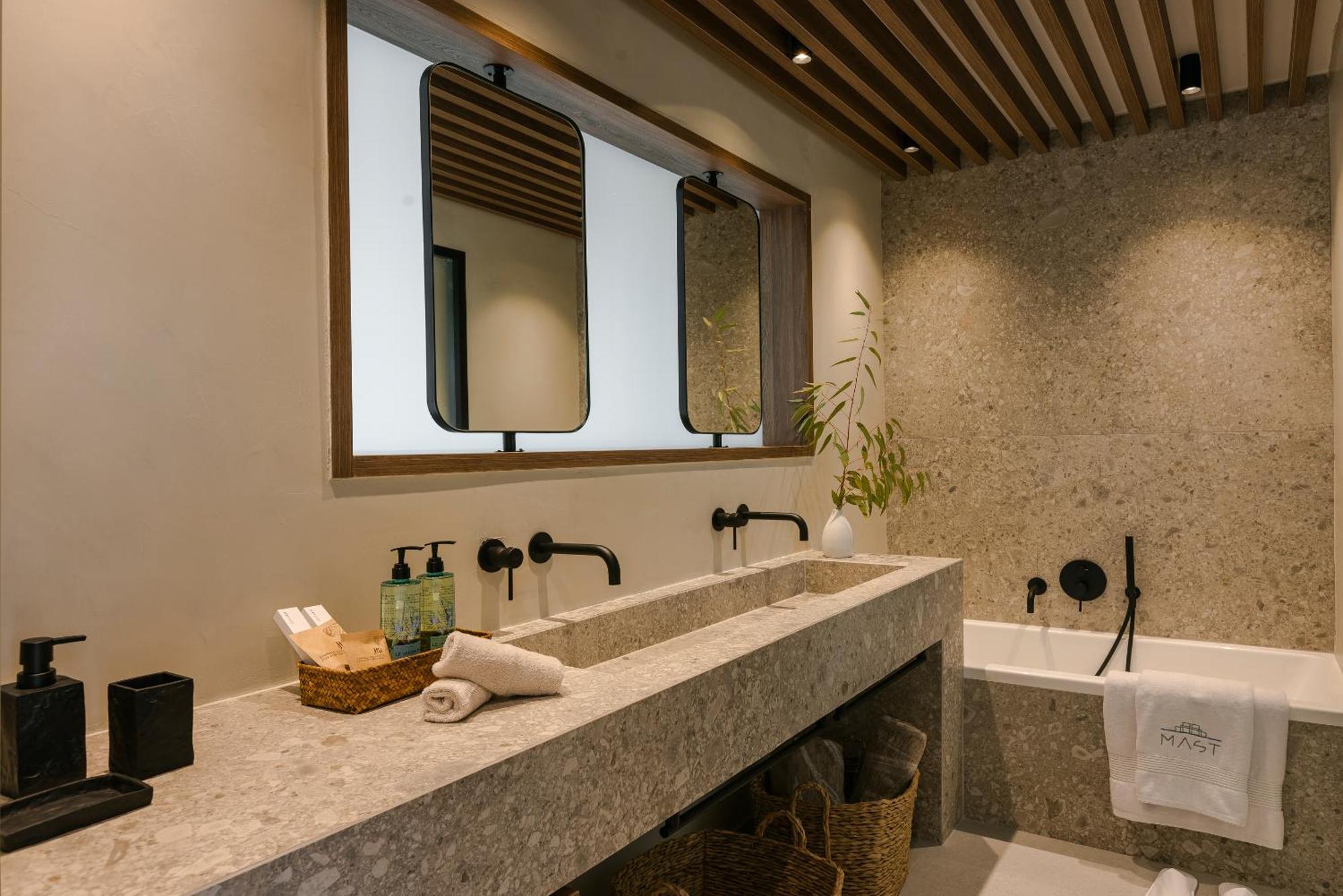 Apartment Mast Luxury Residences