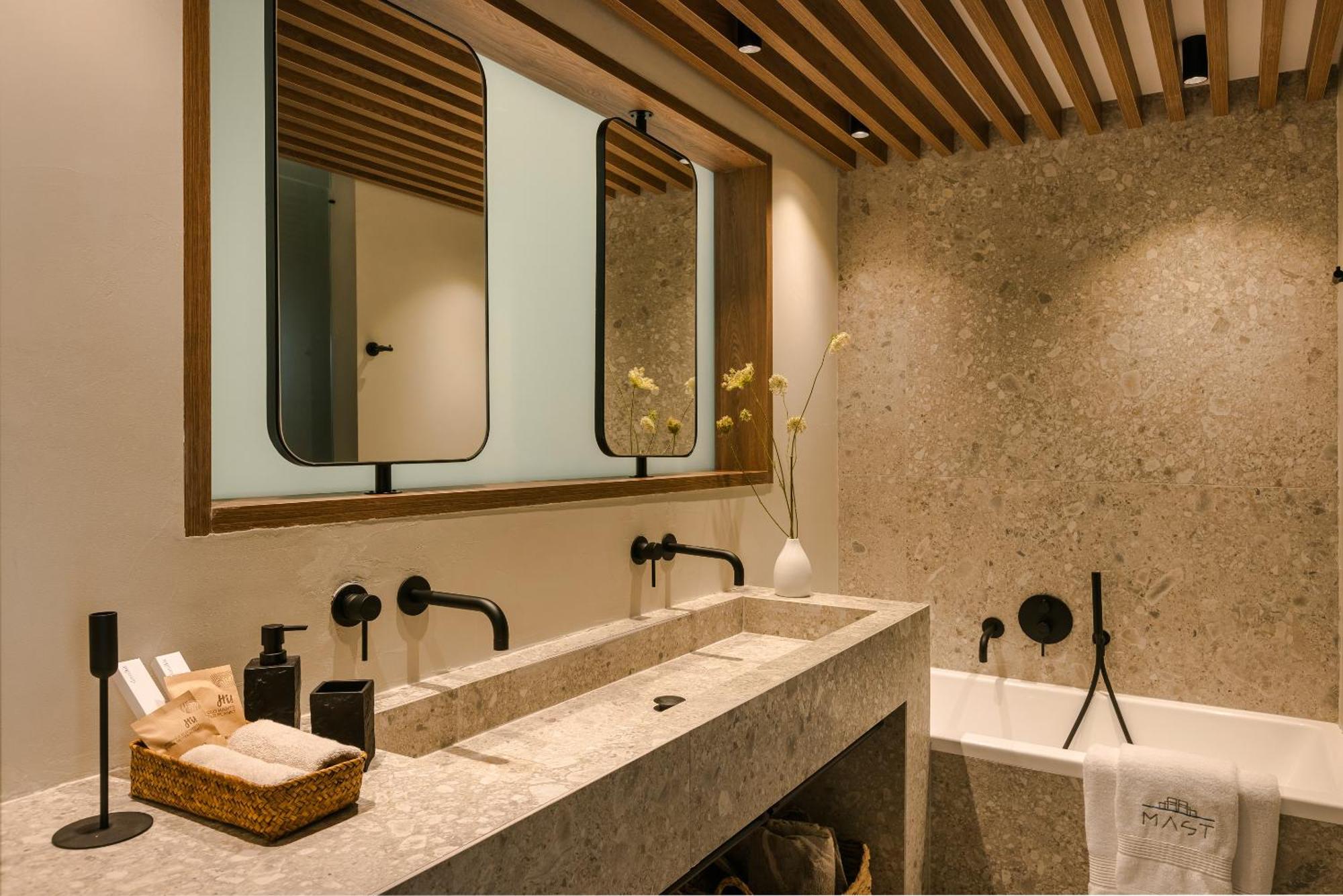 Apartment Mast Luxury Residences