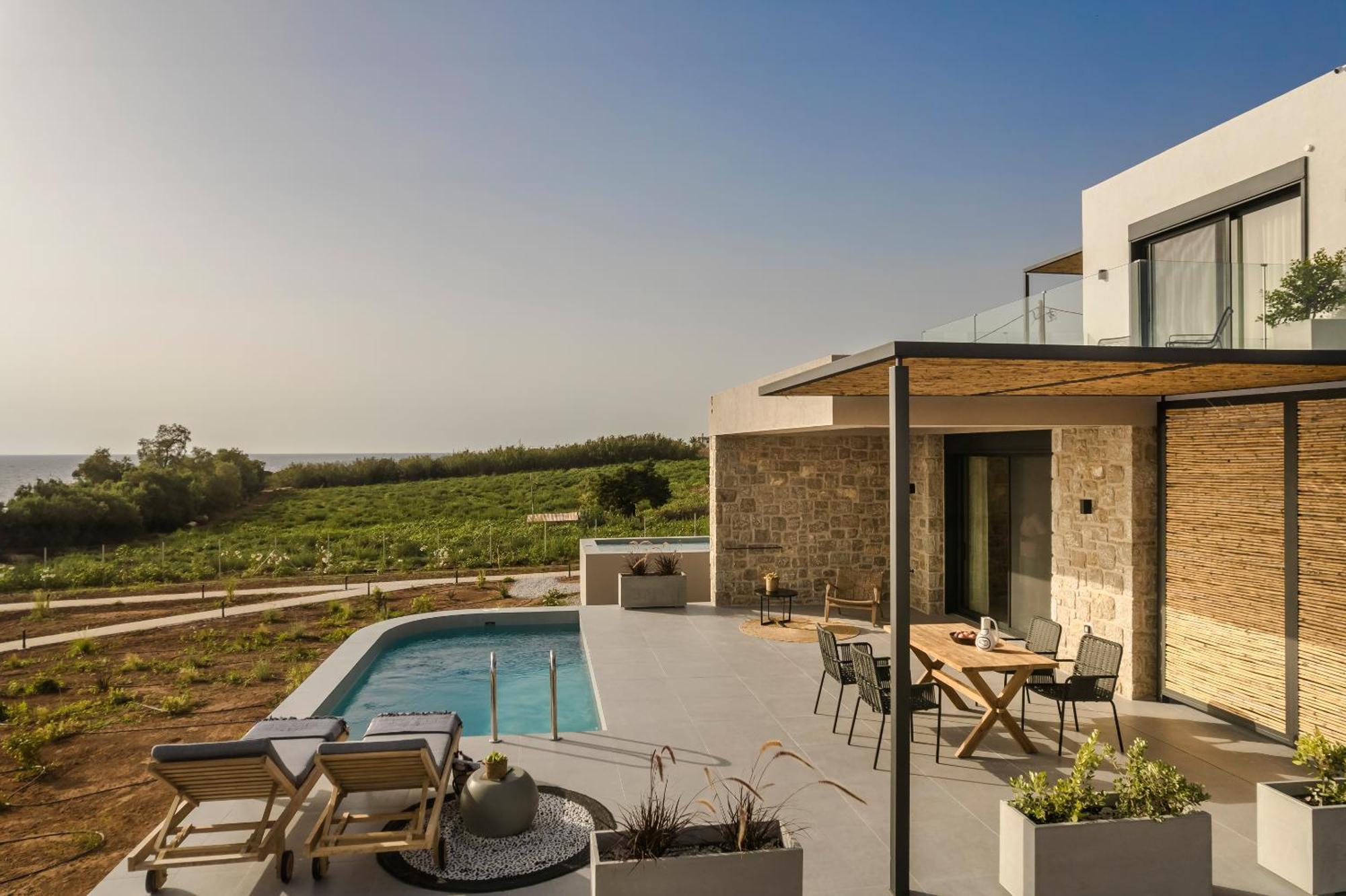 Mast Luxury Residences Apartment Gargalianoi